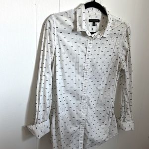 Banana Republic Riley Button Up Shirt